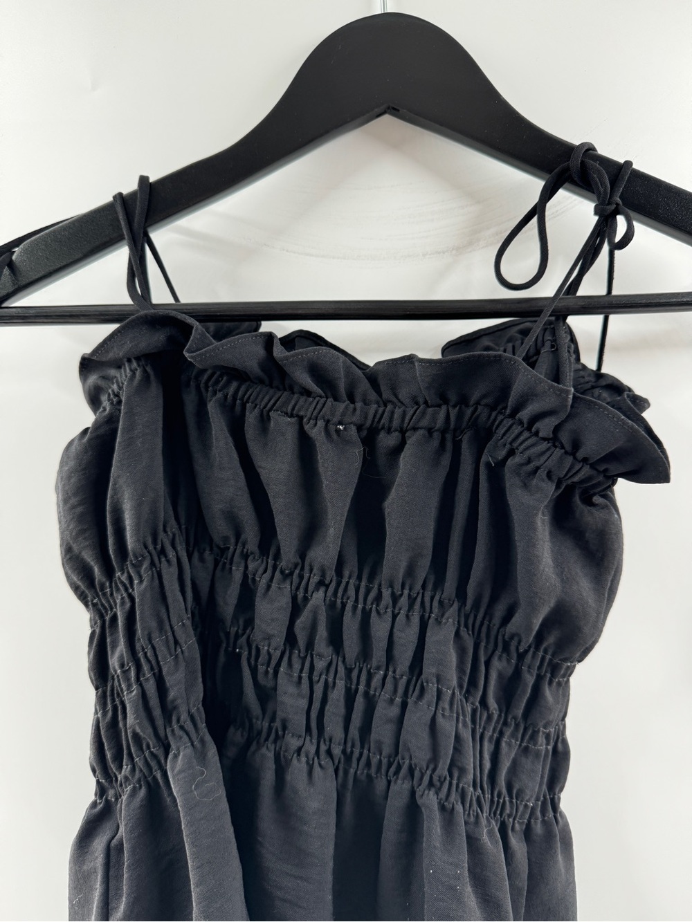 🧸 Topshop Black Smocked Peplum Tank Top Women's US 2 Adjustable Straps - Picture 7 of 8